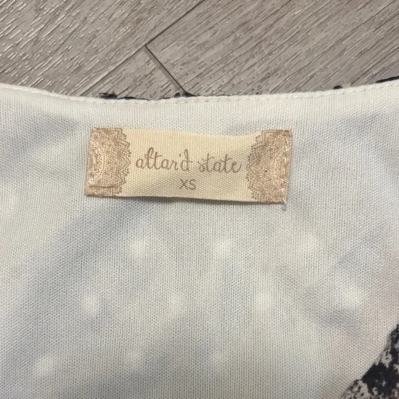 Altar'd State Elegant White Dress. NWT. New with tags!! - Picture 3 of 5